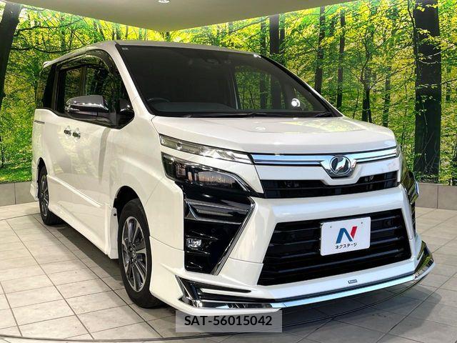 Toyota VOXY 2020-02 6999085-17
