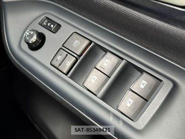 Toyota VOXY 2017-03 7021869-27
