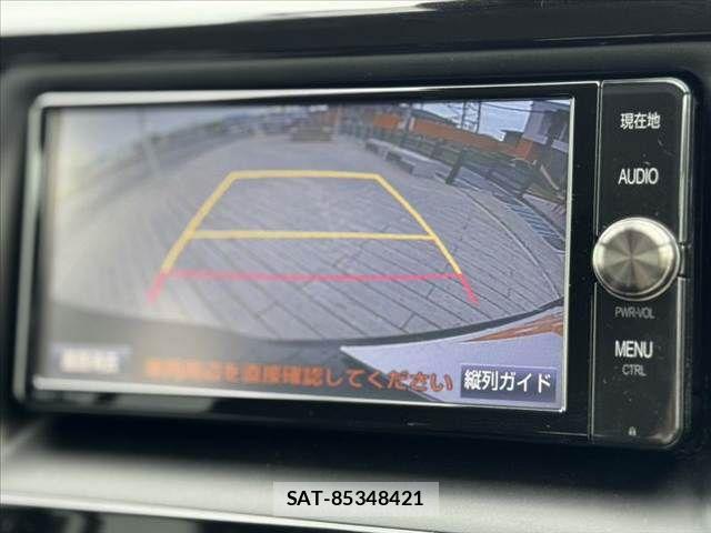 Toyota VOXY 2017-03 7021869-2