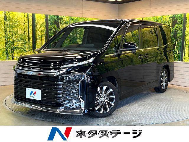 Toyota VOXY 2023-11 7021857-0