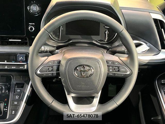 Toyota VOXY 2023-11 7021857-7