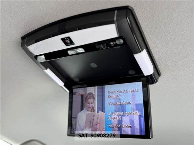 Toyota VOXY 2012-11 7021870-5