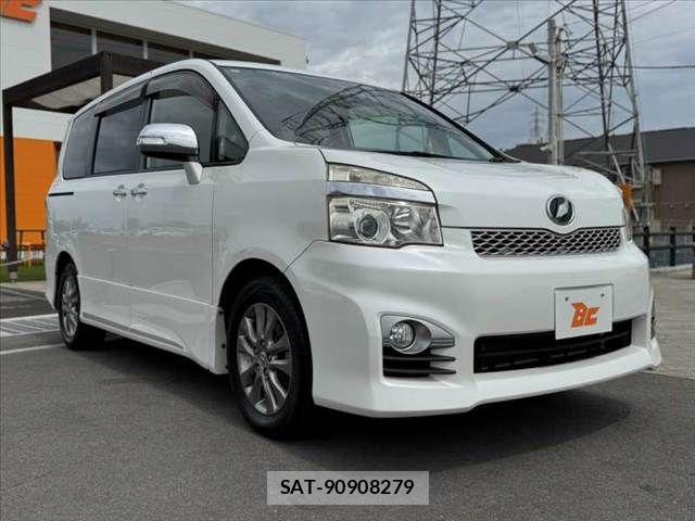 Toyota VOXY 2012-11 7021870-7