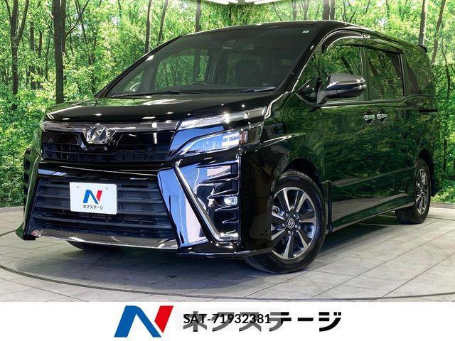 Toyota VOXY 2018-05 7021864-0