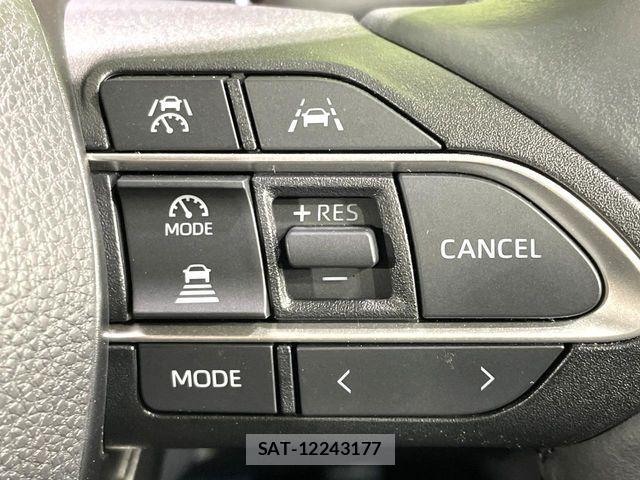 Toyota VOXY 2025-11 7021854-7