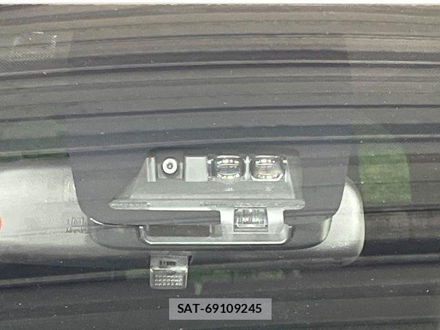 Toyota VOXY 2018-12 7021865-4