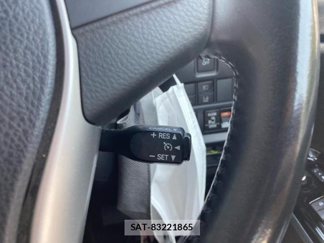 Toyota VOXY 2019-05 7021871-18