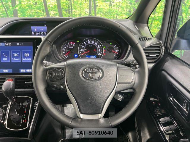 Toyota VOXY 2021-06 7021860-11