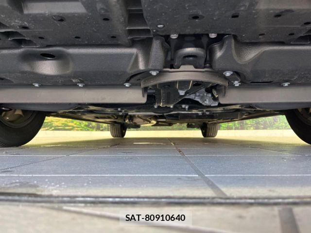 Toyota VOXY 2021-06 7021860-19
