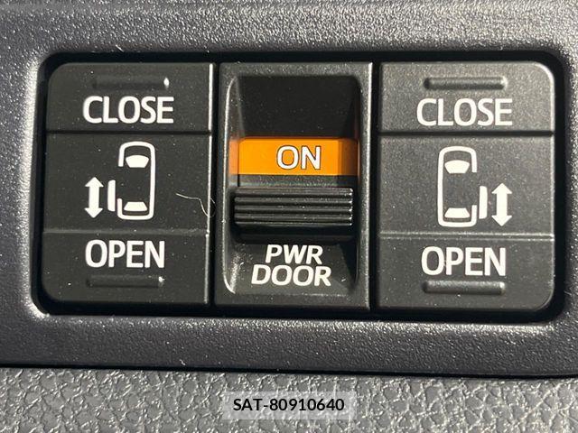 Toyota VOXY 2021-06 7021860-3
