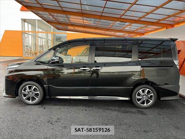 Toyota VOXY 2019-08 7021863-10