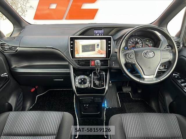 Toyota VOXY 2019-08 7021863-1