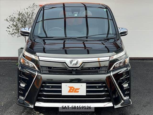 Toyota VOXY 2019-08 7021863-8