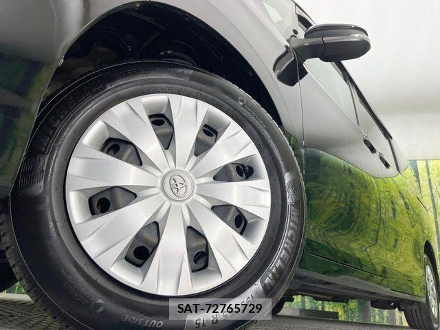 Toyota VOXY 2017-07 7061327-11