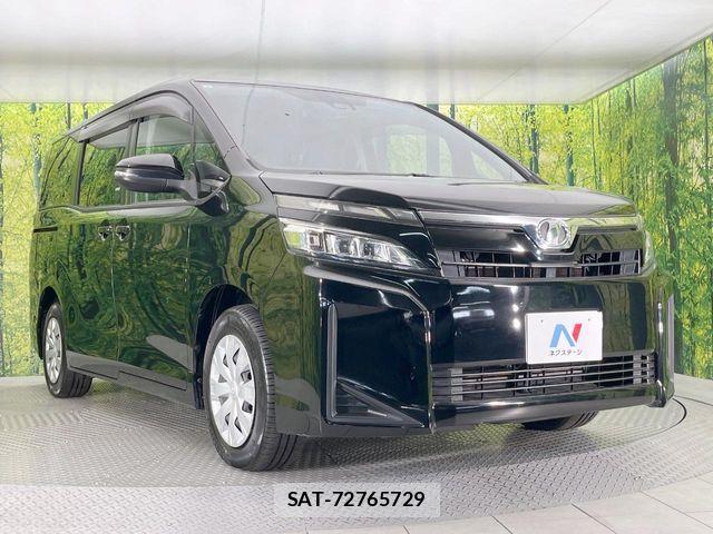 Toyota VOXY 2017-07 7061327-14