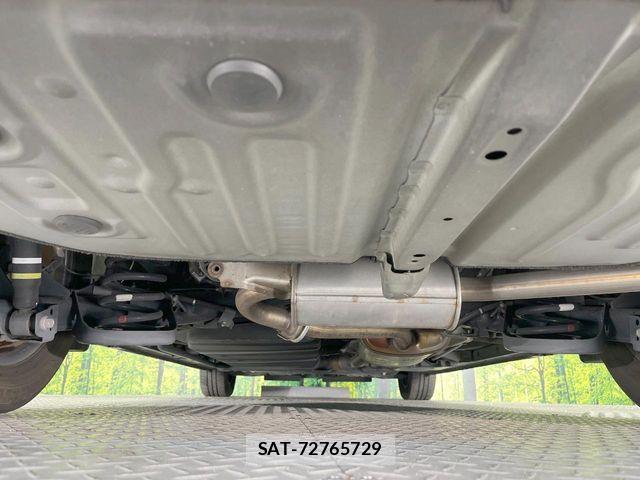 Toyota VOXY 2017-07 7061327-17