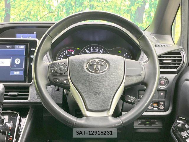 Toyota VOXY 2021-07 7061310-11