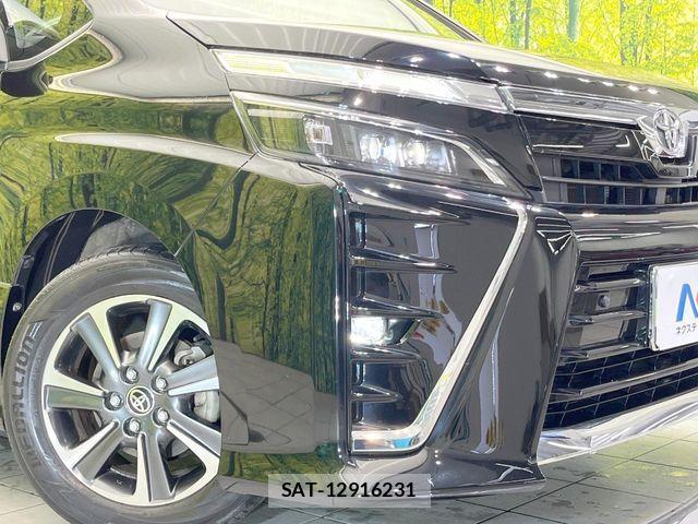 Toyota VOXY 2021-07 7061310-12