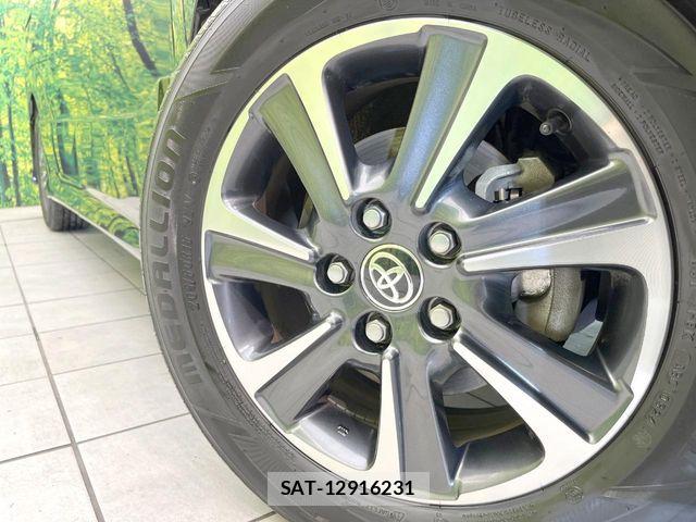Toyota VOXY 2021-07 7061310-13