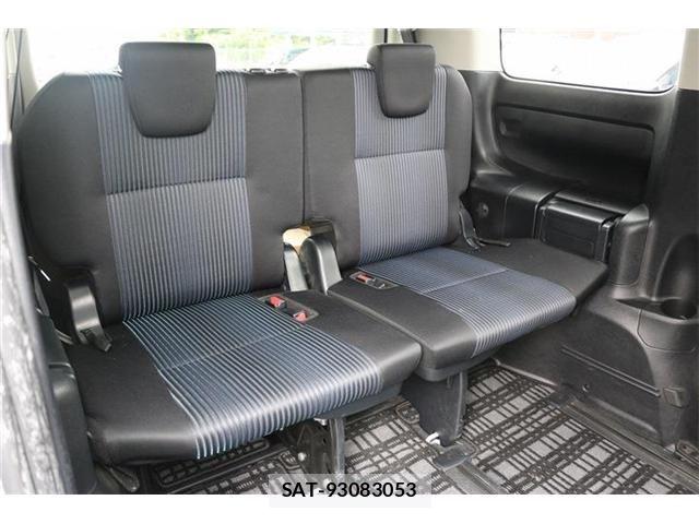 Toyota VOXY 2016-05 7061326-16
