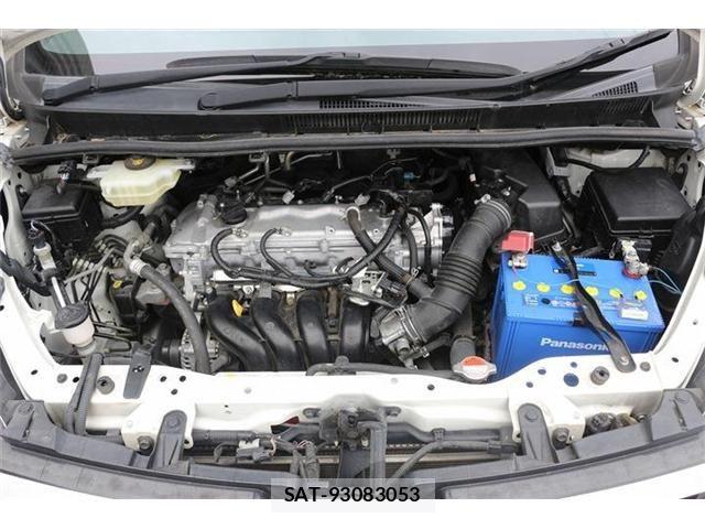 Toyota VOXY 2016-05 7061326-20