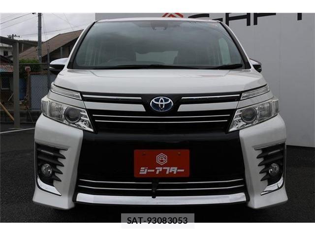 Toyota VOXY 2016-05 7061326-7