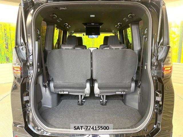 Toyota VOXY 2022-12 7061307-10