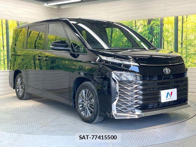 Toyota VOXY 2022-12 7061307-16
