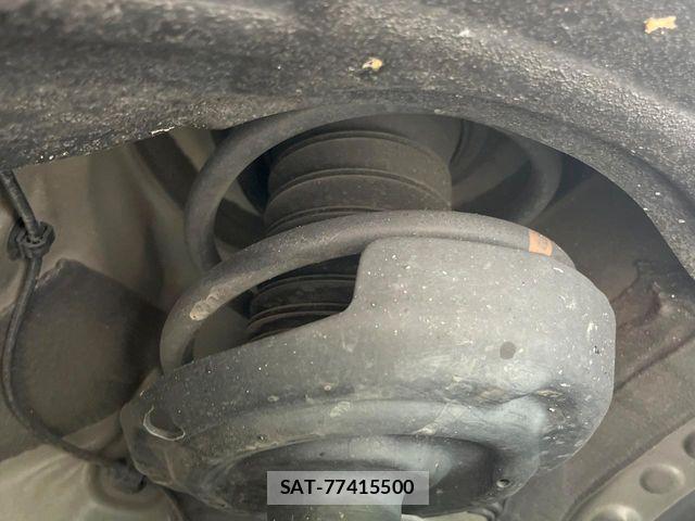 Toyota VOXY 2022-12 7061307-17