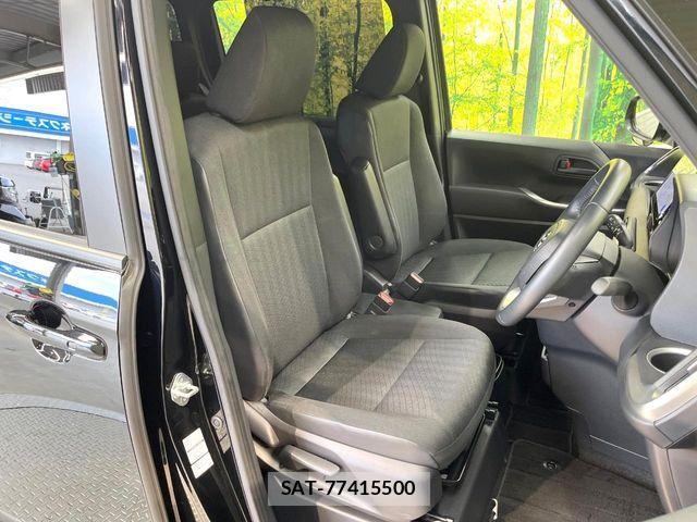 Toyota VOXY 2022-12 7061307-7