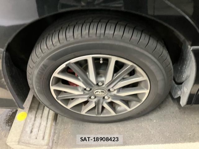 Toyota VOXY 2014-10 7061334-5