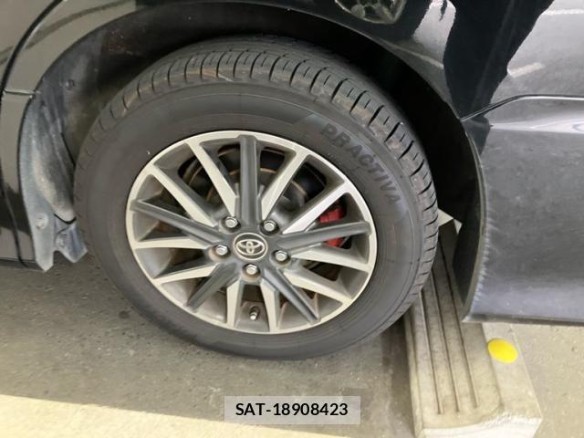 Toyota VOXY 2014-10 7061334-7
