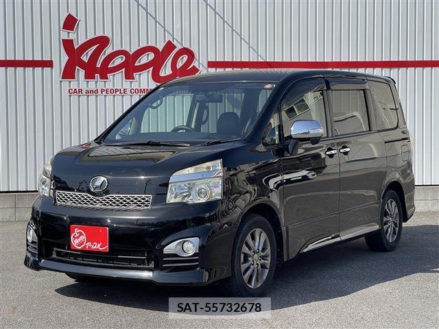 Toyota VOXY 2013-12 7061329-0