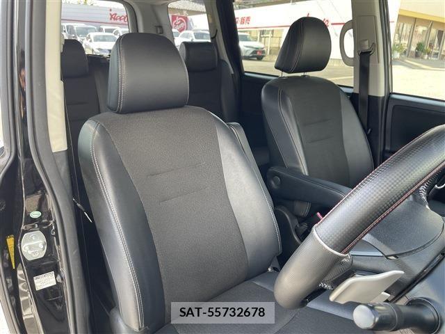 Toyota VOXY 2013-12 7061329-12