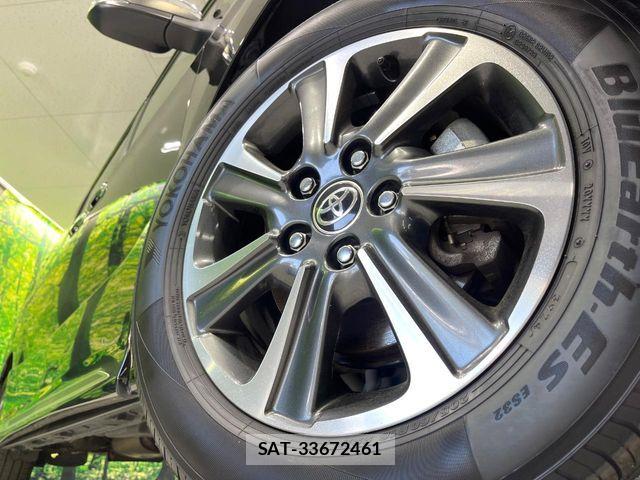Toyota VOXY 2019-12 7061308-13