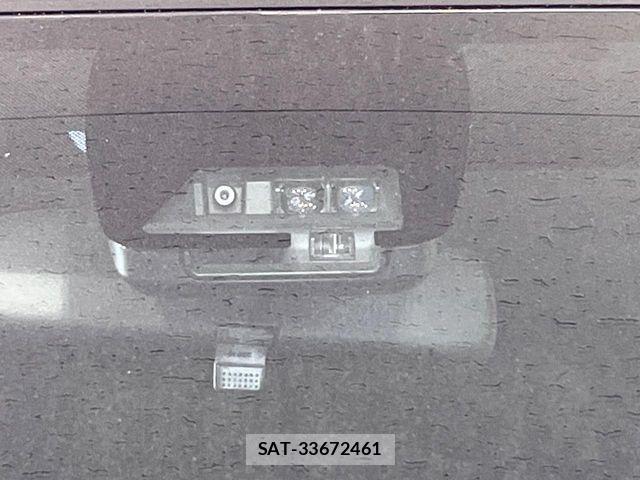 Toyota VOXY 2019-12 7061308-6