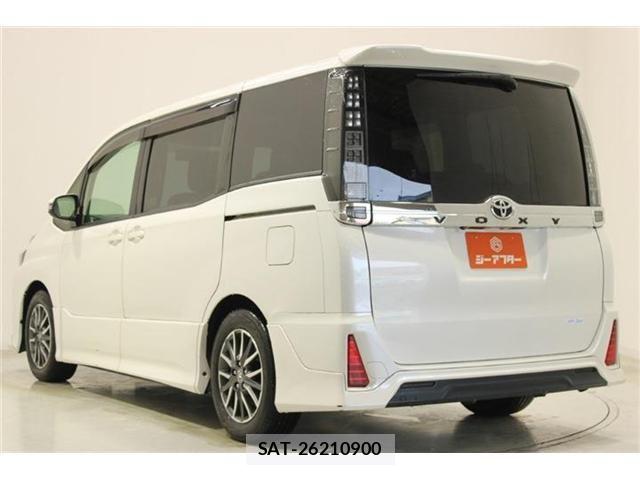 Toyota VOXY 2014-03 7061323-10