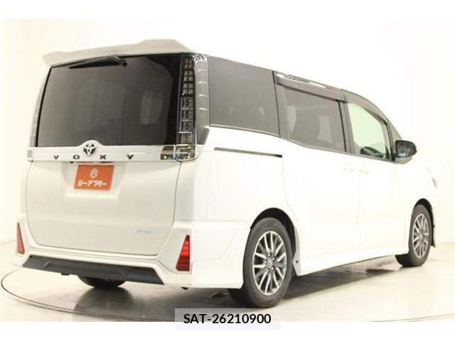 Toyota VOXY 2014-03 7061323-12