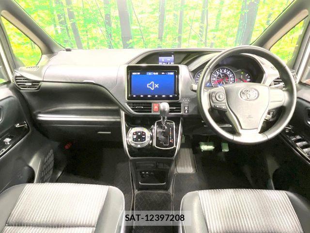 Toyota VOXY 2019-05 7061313-1