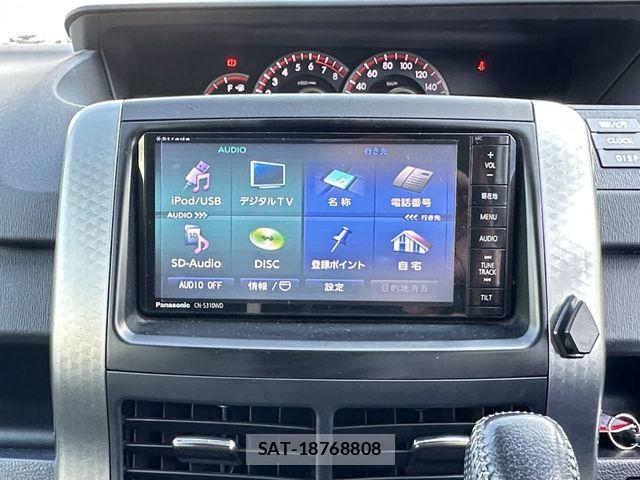 Toyota VOXY 2013-08 7061332-17