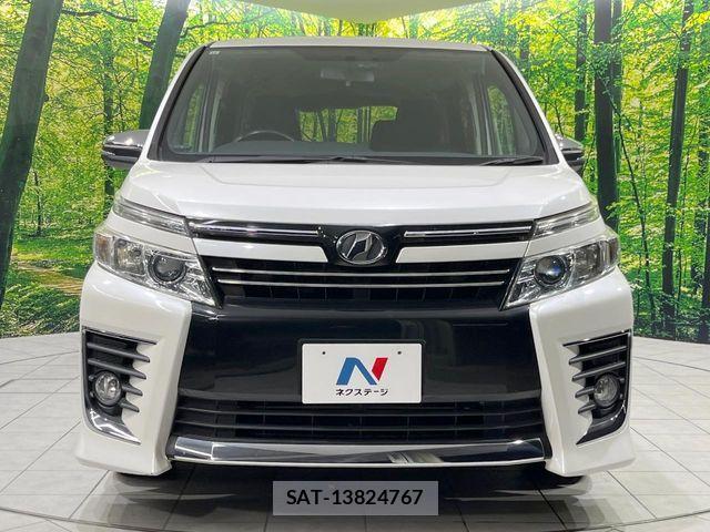 Toyota VOXY 2015-05 7061318-14