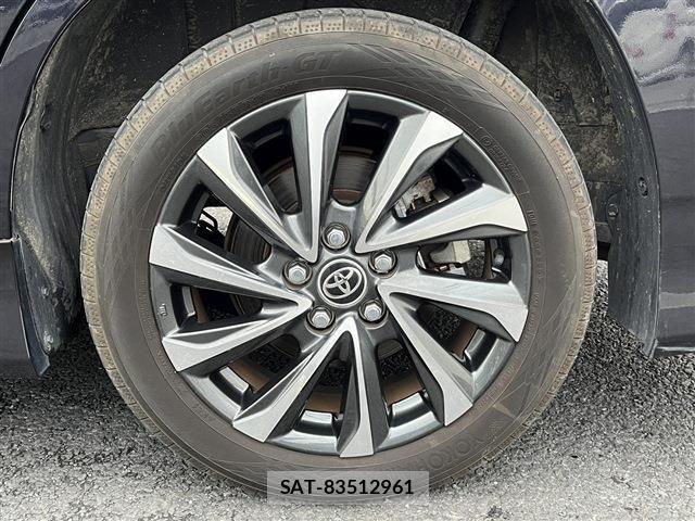 Toyota VOXY 2024-01 7061309-12
