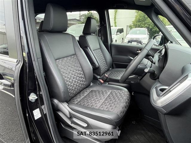 Toyota VOXY 2024-01 7061309-13