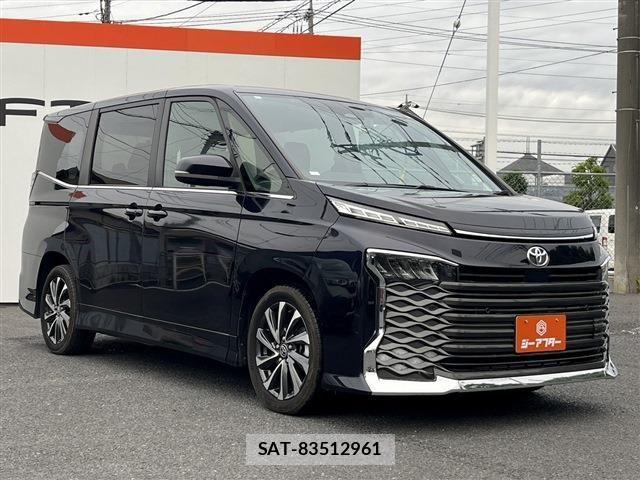 Toyota VOXY 2024-01 7061309-19