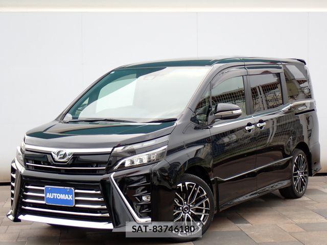 Toyota VOXY 2017-10 7061315-0