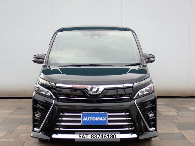Toyota VOXY 2017-10 7061315-4