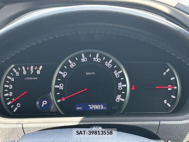 Toyota VOXY 2017-05 7061320-29