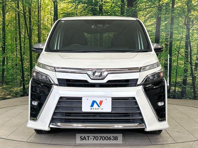 Toyota VOXY 2018-06 7061314-14