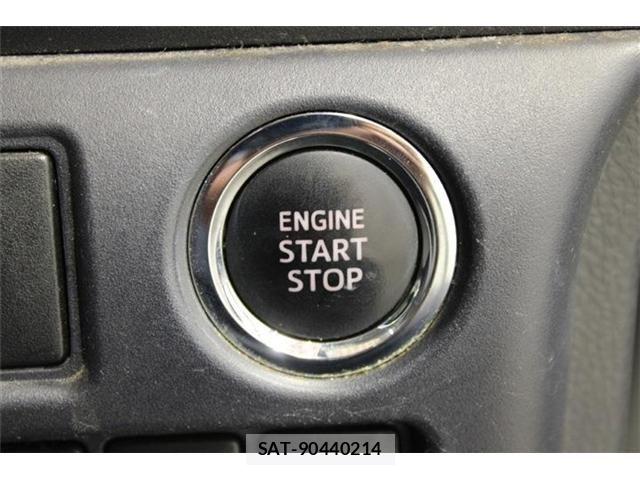 Toyota VOXY 2015-10 7061325-4