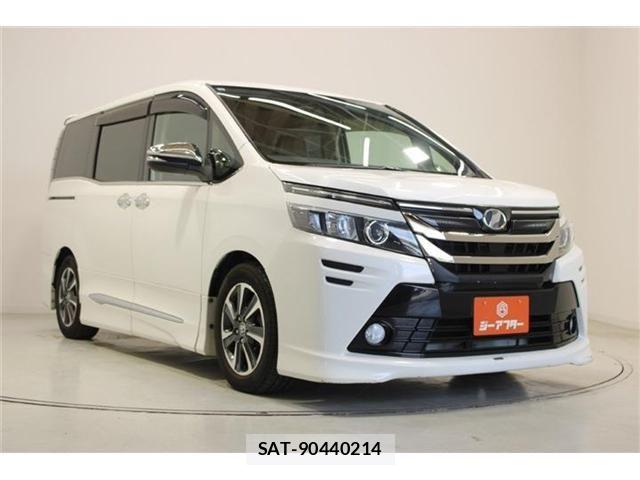 Toyota VOXY 2015-10 7061325-5